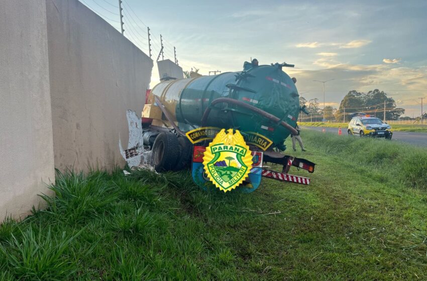 Motorista fica ferido após bater contra muro em Arapongas