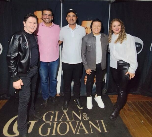 Prefeitos prestigiam aniversário de Godoy Moreira com shows e feira regiona