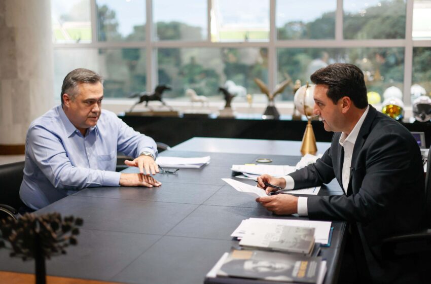 Governador autoriza concurso para 625 profissionais e anuncia promoção de servidores da Saúde
